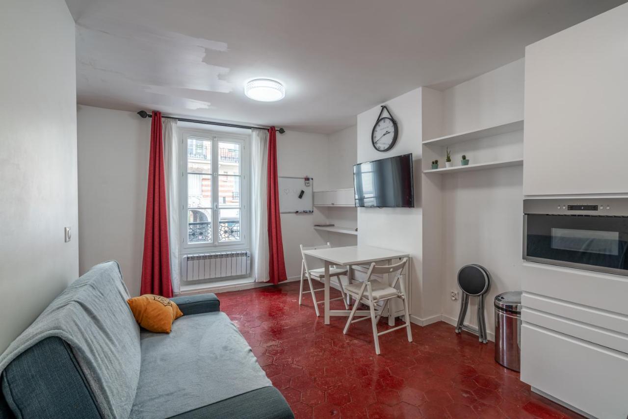 Logement Entier A パリ エクステリア 写真